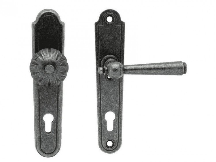 Kování bezpečnostní REGEN klika/knoflík 90 mm vložka levá LI kované a rustikální K - Kliky, okenní a dveřní kování, panty Kování dveřní Kování dveřní bezpečnostní